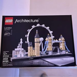 New unopened London Architecture LEGO Set